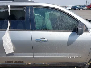 2008 GMC Acadia SLE1 z VIN 1GKER13768J282312, wystawiony jako IAAI lot #42022502 z przebiegiem 201 094 mil mil oraz . Historia ofert i sprzedaży dostępna na DreamBid. Obrazek 13.