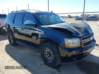 2011 Chevrolet Tahoe LT z VIN 1GNSCBE00BR170952, wystawiony jako IAAI lot #41501350 z przebiegiem 188 337 mil mil oraz . Historia ofert i sprzedaży dostępna na DreamBid. Obrazek 1.