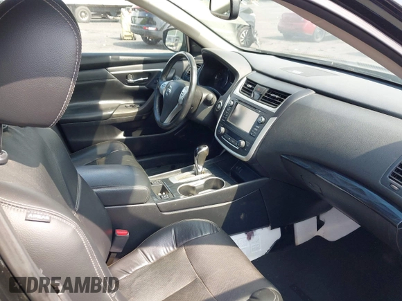 2016 Nissan Altima SV with VIN 1N4AL3AP1GC272239, listed as a IAAI auction lot 42234775 with 67,548 mi miles and . Bid and sale history available at DreamBid. Image 5.