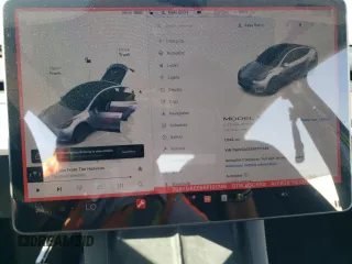 2024 Tesla Model Y Long Range с VIN 7SAYGAEE6RF131749, выставлен на аукционе Copart как лот 74548014 с пробегом 1 042 миль миль и Списание • Salvage title. История ставок и продаж доступна на DreamBid. Изображение 9.