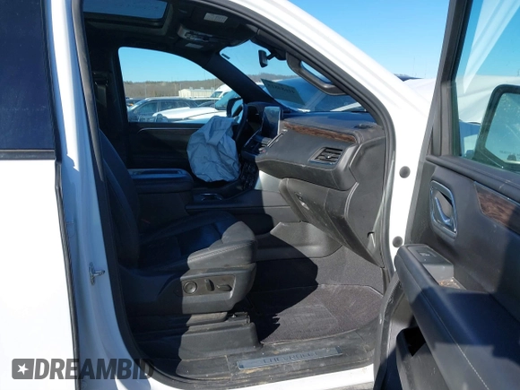 2022 Chevrolet Suburban Z71 with VIN 1GNSKDKD6NR150067, listed as a IAAI auction lot 41684815 with 73,416 mi miles and . Bid and sale history available at DreamBid. Image 5.