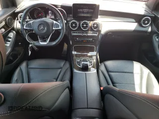 2019 Mercedes-Benz GLC 300 z VIN WDC0G4JB1KF590528, wystawiony jako Copart lot #58252585 z przebiegiem 65 623 mil mil oraz Nie do naprawy • Non repairable. Historia ofert i sprzedaży dostępna na DreamBid. Obrazek 8.