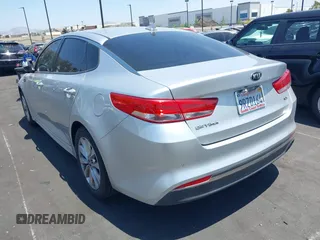 2018 Kia Optima EX with VIN 5XXGU4L34JG184486, listed as a IAAI auction lot 42465491 with 78,882 mi miles and . Bid and sale history available at DreamBid. Image 3.