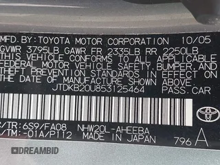 2005 Toyota Prius z VIN JTDKB20U853125464, wystawiony jako IAAI lot #42324259 z przebiegiem 166 742 mil mil oraz . Historia ofert i sprzedaży dostępna na DreamBid. Obrazek 9.