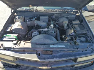 2000 Chevrolet Tahoe Limited with VIN 1GNEC13R7YR221297, listed as a Copart auction lot 75504254 with 246,714 mi miles and Clean Title. Bid and sale history available at carsss.com. Image 12.