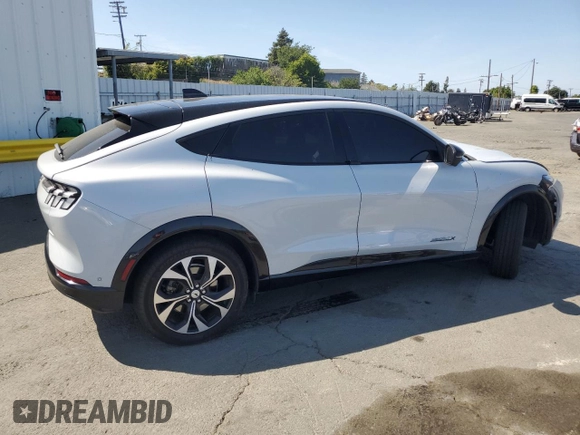 2022 Ford Mustang Mach-E Premium с VIN 3FMTK3R76NMA30130, выставлен на аукционе Copart как лот 58601735 с пробегом 76 466 миль миль и Списание • Salvage title. История ставок и продаж доступна на DreamBid. Изображение 3.
