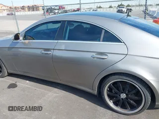 2006 Mercedes-Benz CLS-Class with VIN WDDDJ75X46A038174, listed as a IAAI auction lot 41249320 with 96,690 mi miles. Bid and sale history available at carsss.com. Image 6.