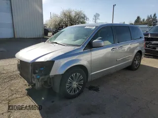 2014 Chrysler Town & Country S with VIN 2C4RC1HG6ER109095, listed as a Copart auction lot 51100365 with 123,641 mi miles and Salvage Title. Bid and sale history available at carsss.com. Image 1.