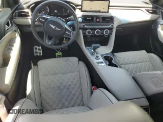 2022 Genesis G70 3.3T with VIN KMTG54TE8NU083354, listed as a Copart auction lot 67555174 with 15,423 mi miles and Salvage Title. Bid and sale history available at carsss.com. Image 8.