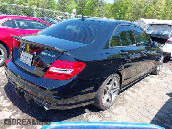 2008 Mercedes-Benz C 63 AMG with VIN WDDGF77X08F179566, listed as a IAAI auction lot 41984926 with 84,266 mi miles and . Bid and sale history available at DreamBid. Image 4.