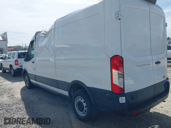 2024 Ford Transit Cargo with VIN 1FTBR1C8XRKA46961, listed as a IAAI auction lot 41823255 with 4,292 mi miles and . Bid and sale history available at DreamBid. Image 3.