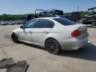 2011 BMW 3 Series 328i xDrive z VIN WBAPK5G56BNN30256, wystawiony jako Copart lot #56386585 z przebiegiem 141 571 mil mil oraz Szkoda całkowita • Salvage title. Historia ofert i sprzedaży dostępna na DreamBid. Obrazek 2.