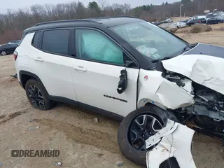 2019 Jeep Compass Trailhawk с VIN 3C4NJDDB5KT671630, выставлен на аукционе IAAI как лот 41907634 с пробегом 80 488 миль миль и . История ставок и продаж доступна на DreamBid. Изображение 13.