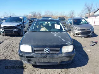 2003 Volkswagen Jetta GLS с VIN 3VWSK69M23M038677, выставлен на аукционе IAAI как лот 41760282 с пробегом 190 583 миль миль и . История ставок и продаж доступна на DreamBid. Изображение 13.