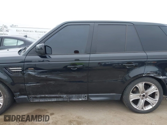 2013 Land Rover Range Rover Sport HSE Lux with VIN SALSK2D45DA808283, listed as a IAAI auction lot 42025286 with 45,960 mi miles and . Bid and sale history available at DreamBid. Image 14.