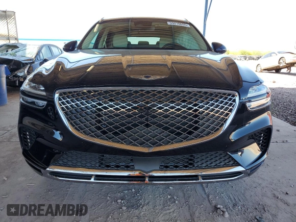 2024 Genesis GV70 2.5T with VIN 5NMMADTB8RH016074, listed as a Copart auction lot 53210695 with 4,068 mi miles and Salvage title. Bid and sale history available at DreamBid. Image 5.