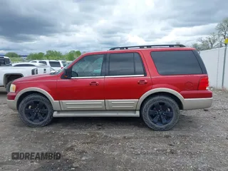 2005 Ford Expedition Eddie Bauer with VIN 1FMFU185X5LA26501, listed as a IAAI auction lot 42267874 with Not provided miles and . Bid and sale history available at DreamBid. Image 14.