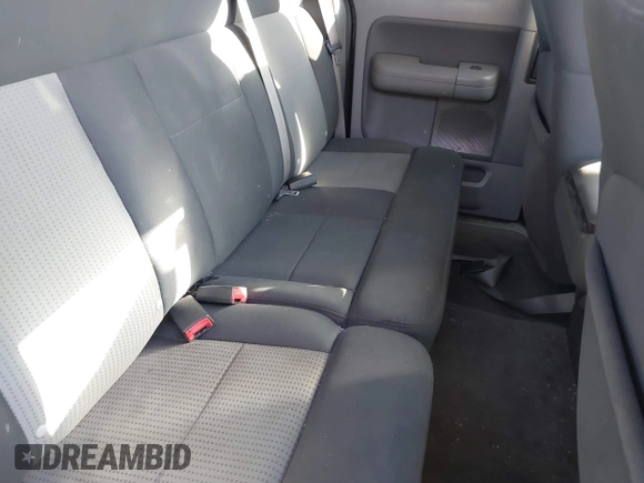 2007 Ford F-150 XLT с VIN 1FTPX14537FB56983, выставлен на аукционе IAAI как лот 41556991 с пробегом 199 368 миль миль и . История ставок и продаж доступна на DreamBid. Изображение 8.