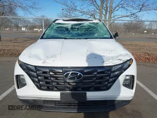 2022 Hyundai Tucson SEL with VIN 5NMJFCAE7NH085117, listed as a IAAI auction lot 41592496 with 16,576 mi miles. Bid and sale history available at carsss.com. Image 12.