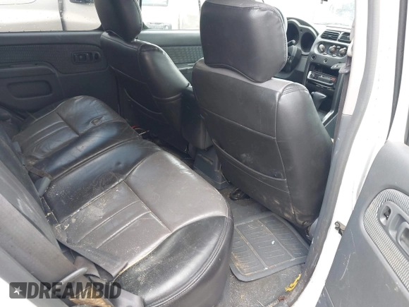 2002 Nissan Xterra XE with VIN 5N1ED28T52C505940, listed as a IAAI auction lot 42667003 with 259,871 mi miles and . Bid and sale history available at DreamBid. Image 8.