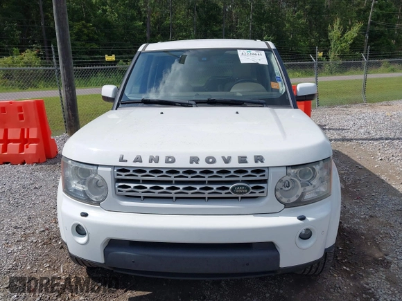 2013 Land Rover LR4 HSE with VIN SALAG2D46DA688409, listed as a IAAI auction lot 42220645 with 156,502 mi miles and . Bid and sale history available at DreamBid. Image 12.