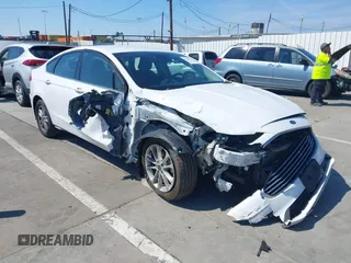 2019 Ford Fusion SE with VIN 3FA6P0HD3KR175624, listed as a IAAI auction lot 41841512 with 94,558 mi miles and . Bid and sale history available at DreamBid. Image 1.