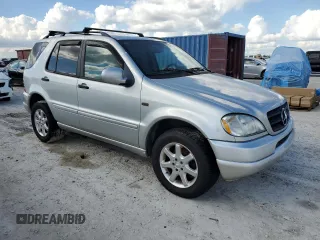 1999 Mercedes-Benz M-Class with VIN 4JGAB72E3XA101226, listed as a Copart auction lot 78209094 with 0 mi miles and Salvage Title. Bid and sale history available at carsss.com. Image 4.