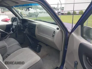 1995 Ford Ranger Splash z VIN 1FTCR10AXSUA06403, wystawiony jako IAAI lot #42532150 z przebiegiem 82 445 mil mil oraz . Historia ofert i sprzedaży dostępna na DreamBid. Obrazek 5.