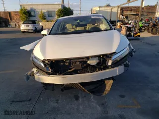 2018 Honda Clarity Plug-In Hybrid Touring with VIN JHMZC5F32JC002893, listed as a Copart auction lot 75500093 with 66,961 mi miles. Bid and sale history available at carsss.com. Image 5.