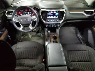 2017 GMC Acadia SLE z VIN 1GKKNLLS9HZ260045, wystawiony jako Copart lot #88031155 z przebiegiem 53 950 mil mil oraz Szkoda całkowita • Salvage title. Historia ofert i sprzedaży dostępna na DreamBid. Obrazek 8.