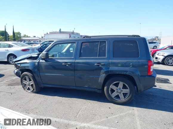 2007 Jeep Patriot Sport with VIN 1J8FF28W87D294692, listed as a IAAI auction lot 42236349 with 127,859 mi miles and . Bid and sale history available at DreamBid. Image 14.