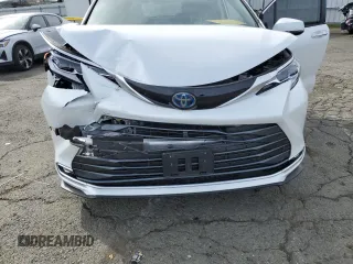 2023 Toyota Sienna Platinum with VIN 5TDESKFC5PS087348, listed as a Copart auction lot 45996745 with 30,307 mi miles and Salvage Title. Bid and sale history available at DreamBid. Image 13.