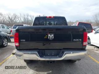 2023 Ram 1500 SLT z VIN 1C6RR7LG7PS565852, wystawiony jako IAAI lot #41871789 z przebiegiem 37 635 mil mil oraz . Historia ofert i sprzedaży dostępna na DreamBid. Obrazek 16.
