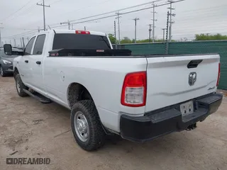 2022 Ram 2500 Tradesman with VIN 3C6UR5HJ4NG354406, listed as a IAAI auction lot 41979979 with 79,649 mi miles. Bid and sale history available at carsss.com. Image 3.