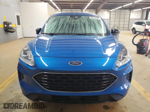 2021 Ford Escape SE with VIN 1FMCU0G61MUB00873, listed as a Copart auction lot 60718995 with 96,502 mi miles and Salvage title. Bid and sale history available at DreamBid. Image 5.