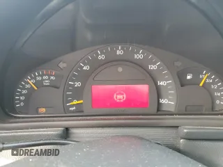 2003 Mercedes-Benz C 230 Kompressor z VIN WDBRF40J33A478707, wystawiony jako Copart lot #54256385 z przebiegiem 137 739 mil mil oraz Szkoda całkowita • Salvage title. Historia ofert i sprzedaży dostępna na DreamBid. Obrazek 9.