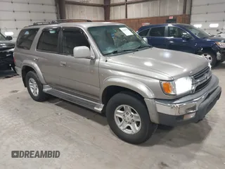 2001 Toyota 4Runner SR5 z VIN JT3GN86RX10187791, wystawiony jako IAAI lot #42048353 z przebiegiem 276 289 mil mil oraz . Historia ofert i sprzedaży dostępna na DreamBid. Obrazek 1.
