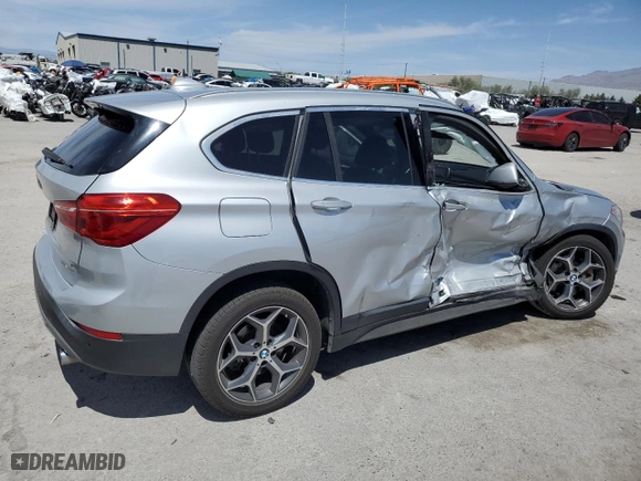 2019 BMW X1 sDrive28i with VIN WBXHU7C53K5L09848, listed as a Copart auction lot 59685294 with 0 mi miles and Salvage Title. Bid and sale history available at carsss.com. Image 3.