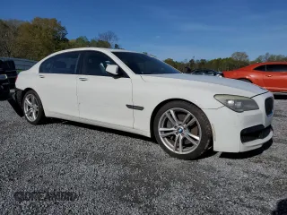 2012 BMW 7 Series 750Li z VIN WBAKB8C53CC852495, wystawiony jako Copart lot #50811745 z przebiegiem 155 512 mil mil oraz Szkoda całkowita • Salvage title. Historia ofert i sprzedaży dostępna na DreamBid. Obrazek 4.