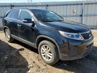 2015 Kia Sorento LX with VIN 5XYKT3A66FG625266, listed as a Copart auction lot 49502115 with 117,942 mi miles and Clean Title. Bid and sale history available at DreamBid. Image 4.