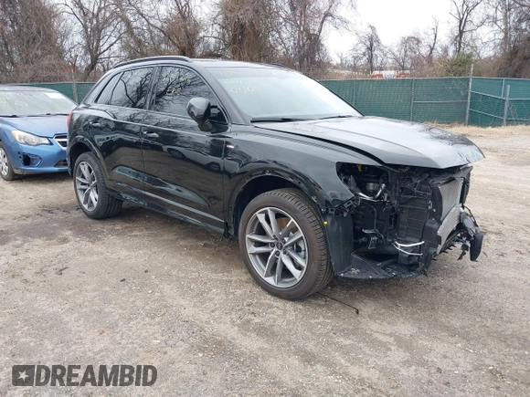 2024 Audi Q3 S line Premium Plus z VIN WA1EECF33R1086173, wystawiony jako IAAI lot #41741276 z przebiegiem 8987 mil mil oraz . Historia ofert i sprzedaży dostępna na DreamBid. Obrazek 1.