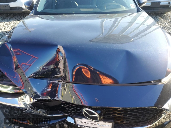 2020 Mazda 3 Premium with VIN 3MZBPBEM9LM123211, listed as a Copart auction lot 84889644 with 46,312 mi miles and Salvage Title. Bid and sale history available at DreamBid. Image 11.