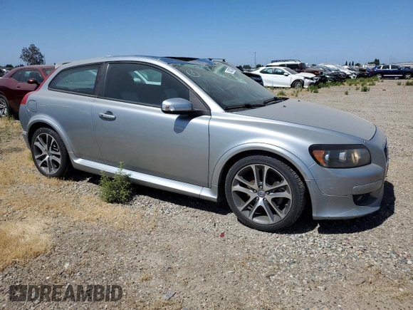 2009 Volvo C30 with VIN YV1MK672892145756, listed as a Copart auction lot 58327804 with 105,121 mi miles and Salvage Title. Bid and sale history available at DreamBid. Image 4.