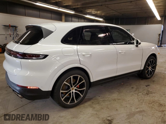 2024 Porsche Cayenne S with VIN WP1AL2AY1RDA32214, listed as a Copart auction lot 77782634 with Not provided miles and Salvage title. Bid and sale history available at DreamBid. Image 3.
