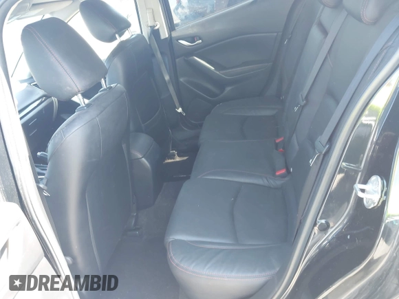 2015 Mazda 3 i Grand Touring z VIN 3MZBM1M73FM145336, wystawiony jako IAAI lot #42227676 z przebiegiem Nie podano mil oraz . Historia ofert i sprzedaży dostępna na DreamBid. Obrazek 8.