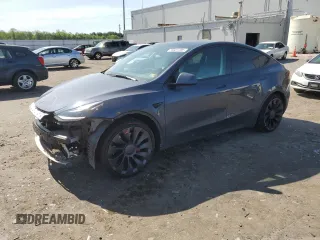 2022 Tesla Model Y Performance z VIN 7SAYGDEF5NF469289, wystawiony jako Copart lot #58931785 z przebiegiem 41 850 mil mil oraz Szkoda całkowita • Salvage title. Historia ofert i sprzedaży dostępna na DreamBid. Obrazek 1.