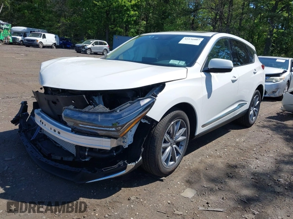 2024 Acura RDX Technology with VIN 5J8TC2H57RL017388, listed as a IAAI auction lot 42236007 with 14,261 mi miles and . Bid and sale history available at DreamBid. Image 18.