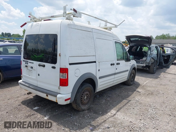 2011 Ford Transit Connect XLT z VIN NM0LS7DN1BT067694, wystawiony jako IAAI lot #42583471 z przebiegiem 167 992 mil mil oraz . Historia ofert i sprzedaży dostępna na DreamBid. Obrazek 4.