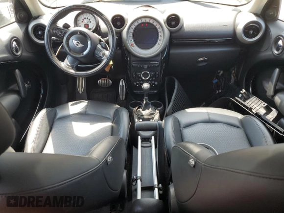 2011 MINI Countryman S with VIN WMWZC5C57BWL53495, listed as a Copart auction lot 61956365 with 117,812 mi miles and Clean title. Bid and sale history available at DreamBid. Image 8.