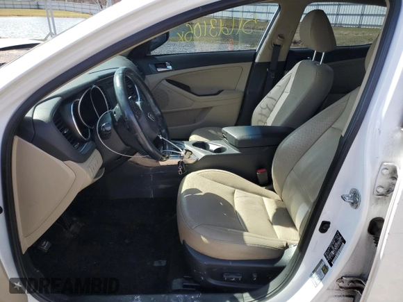 2015 Kia Optima EX z VIN 5XXGN4A7XFG358166, wystawiony jako Copart lot #51613105 z przebiegiem 129 135 mil mil oraz Szkoda całkowita • Salvage title. Historia ofert i sprzedaży dostępna na DreamBid. Obrazek 7.